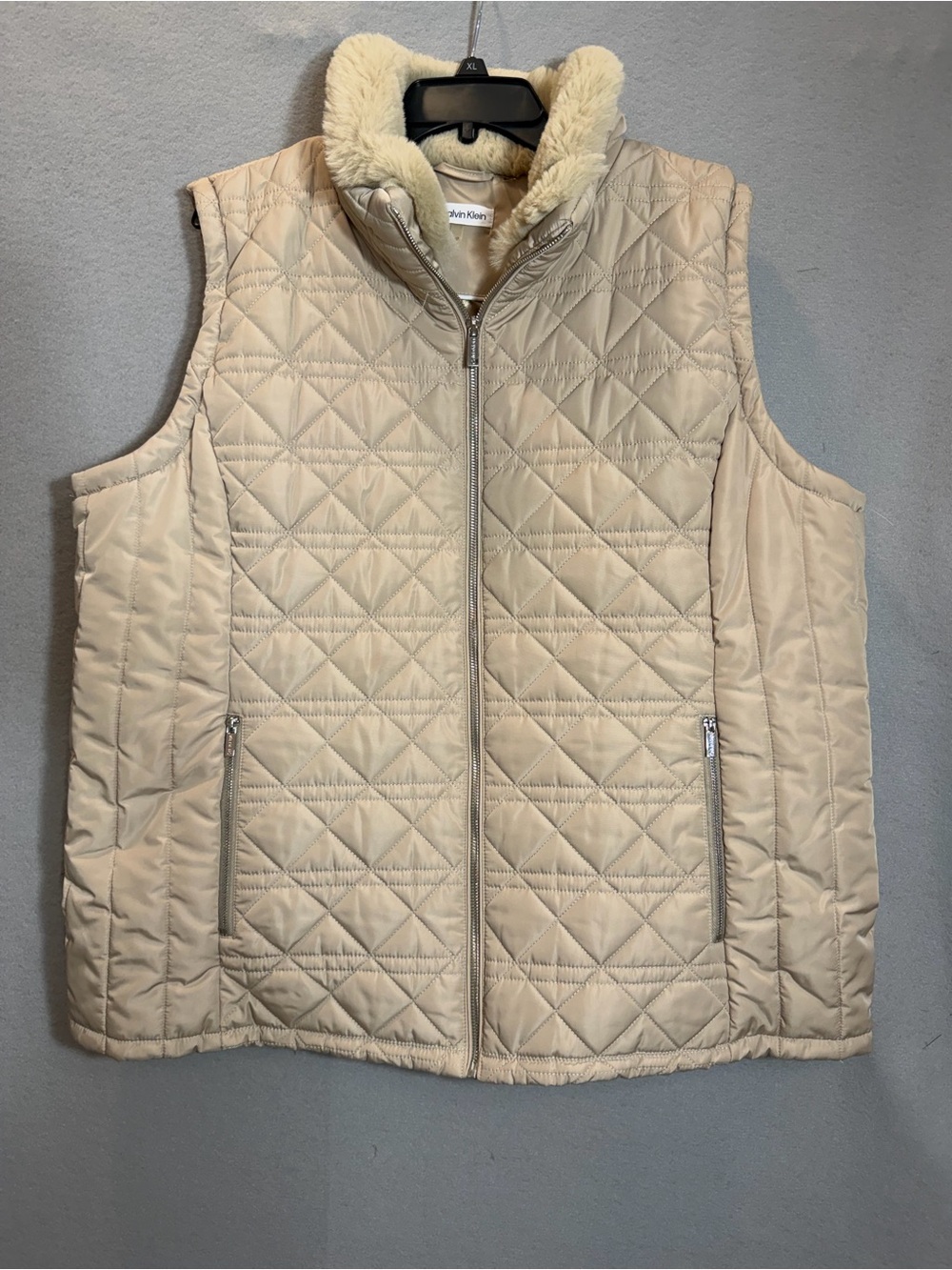 Calvin Klein Quilted Cream Puffer Vest with Faux Fur Trim